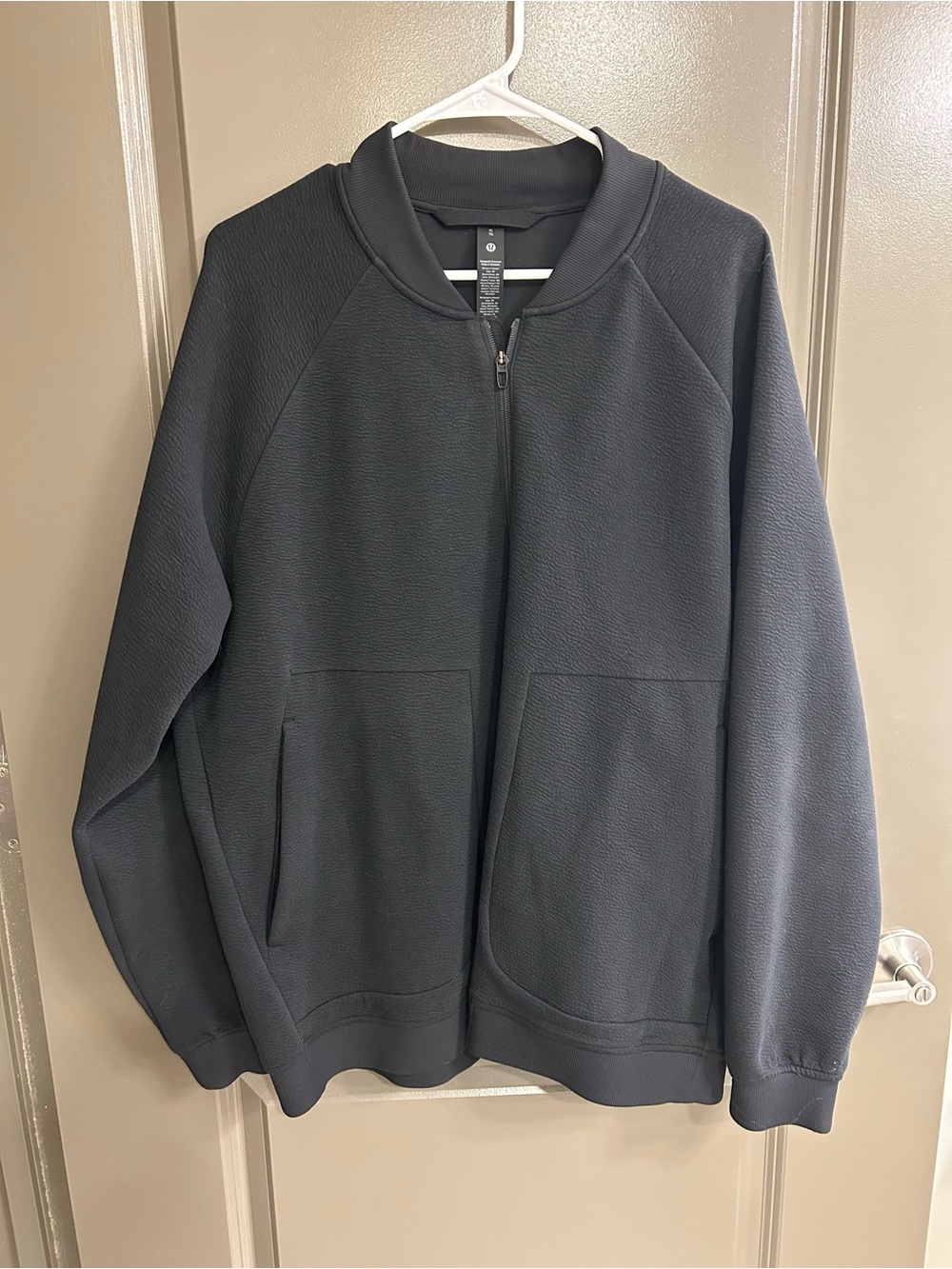 lululemon Men's Black Zip-Front Bomber Sweater size XL